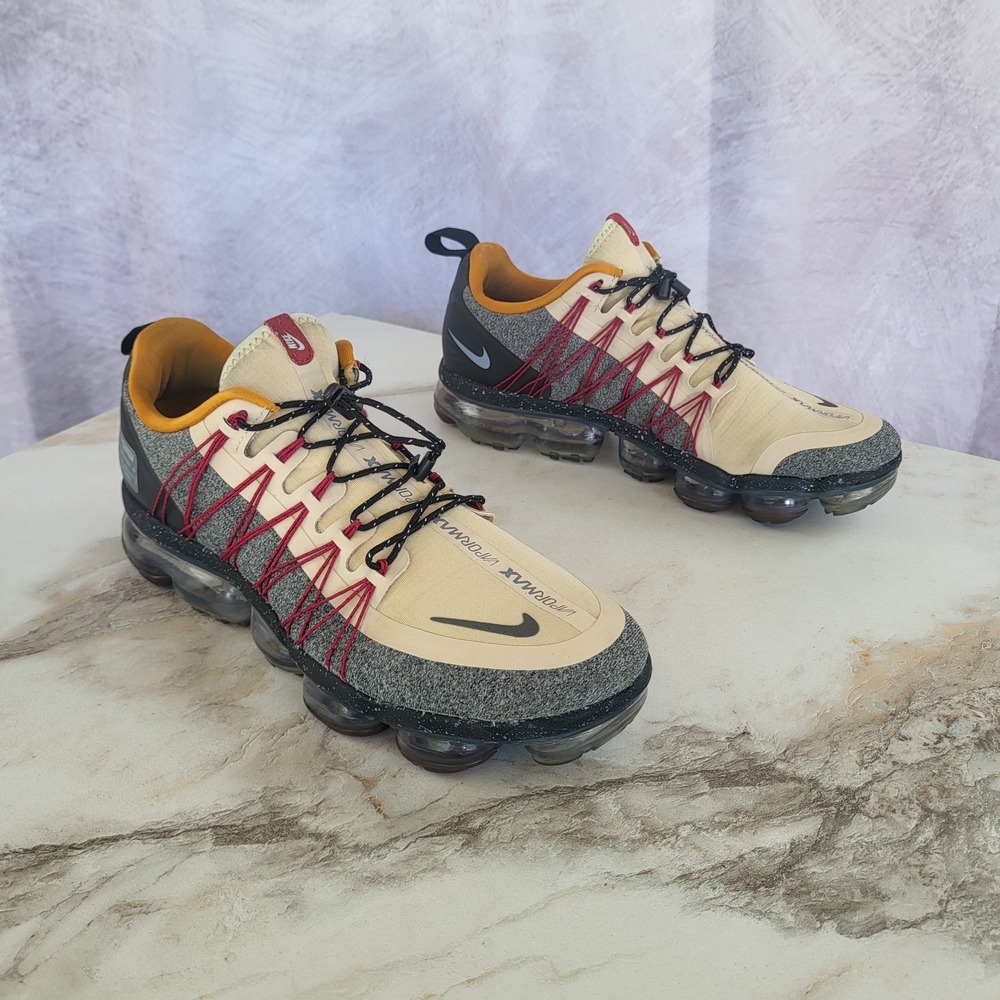 Size 9.5 - Nike Air VaporMax Run Utility Desert One
